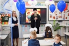 Преосвященнейший владыка Стефан посетил торжественную линейку посвященную Дню знаний